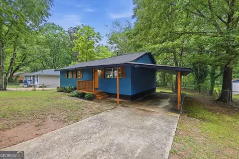8331 Attleboro Dr, Jonesboro, GA 30238