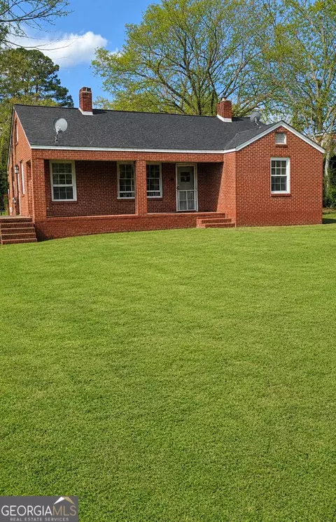 57 Weatherly St, Buchanan, GA 30113