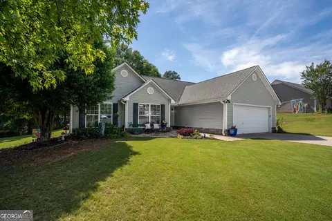 327 Tallassee Ln, Statham, GA 30666