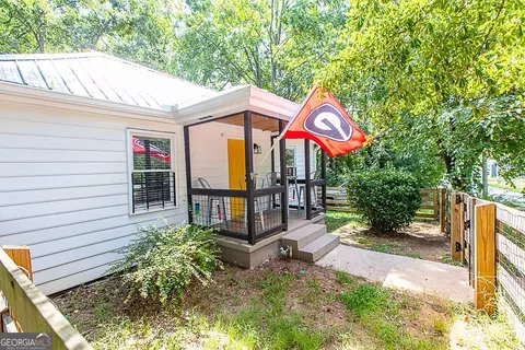 236 N Peter St, Athens, GA 30601