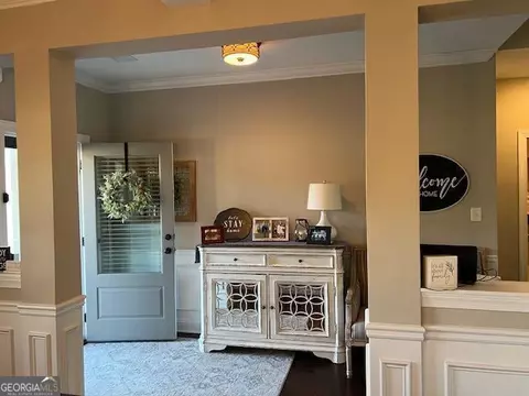 Entry Way - 19 Chatham Ct, Williamson, GA 30292 photo 1 of 6