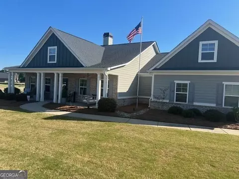 Exterior - 19 Chatham Ct, Williamson, GA 30292 photo 2 of 24