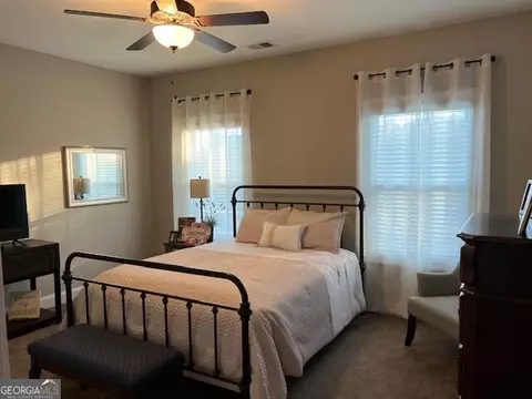 Bedroom - 19 Chatham Ct, Williamson, GA 30292 photo 4 of 6