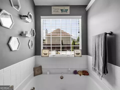 Bath - 260 Heaton Place Trl, Covington, GA 30016 photo 5 of 6