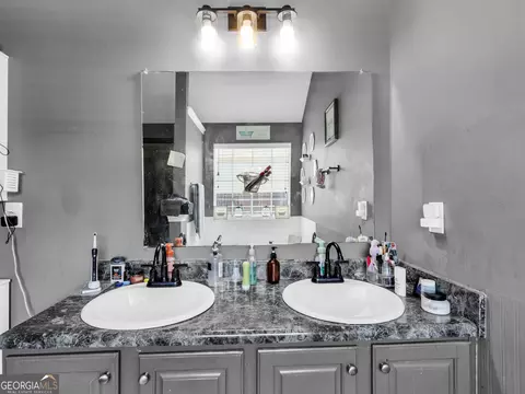 Bath - 260 Heaton Place Trl, Covington, GA 30016 photo 6 of 6
