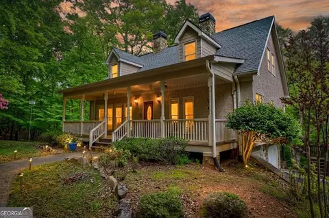 354 Kaely Dr, Mineral Bluff, GA 30559