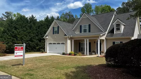 100 Peyton Ct, Senoia, GA 30276