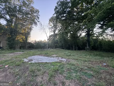 43 Ivy St, Porterdale, GA 30014