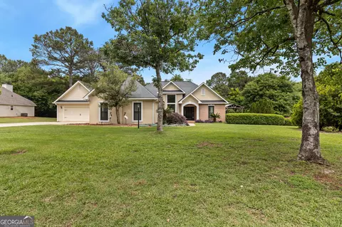 105 Gleneagle Dr, Byron, GA 31008