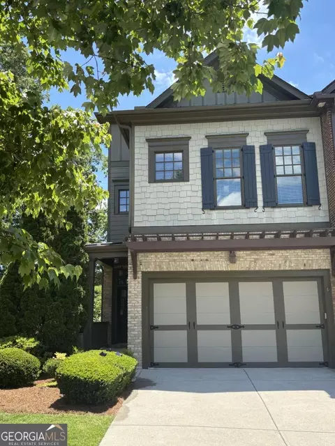 6957 Fellowship Ln, Flowery Branch, GA 30542