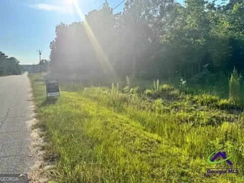 8641 Hopewell Rd, Lizella, GA 31052