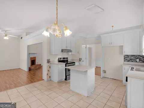 Kitchen - 75 Pebble Dr, Covington, GA 30016 photo 5 of 5