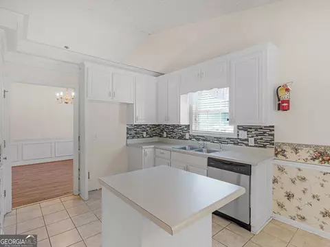 Kitchen - 75 Pebble Dr, Covington, GA 30016 photo 1 of 5