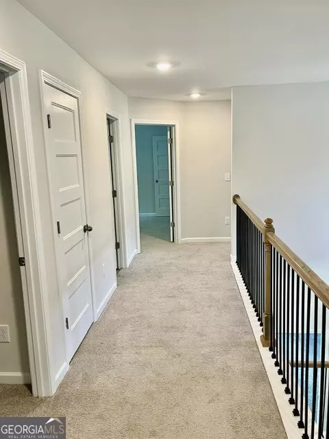 Entry Way - 100 Fenwick Manor Dr, Lagrange, GA 30241 photo 2 of 3