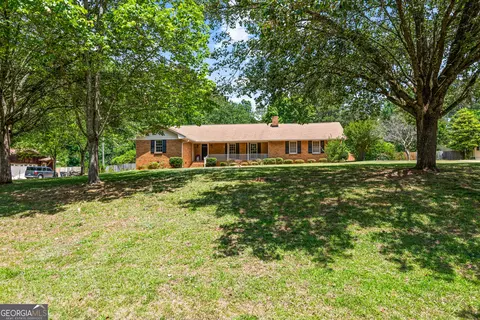 210 Cedar Trl, Jonesboro, GA 30238