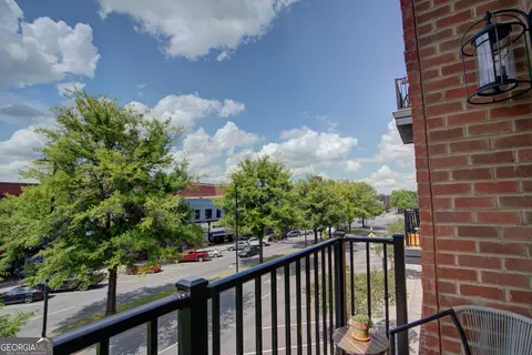Exterior - 1 E 3rd Ave #304, Rome, GA 30161 photo 2 of 4