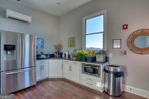 Kitchen - 1 E 3rd Ave #304, Rome, GA 30161 photo 6 of 6
