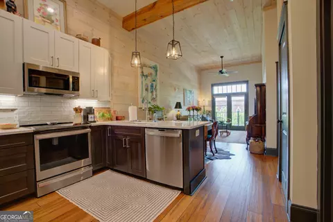 Kitchen - 1 E 3rd Ave #304, Rome, GA 30161 photo 1 of 6