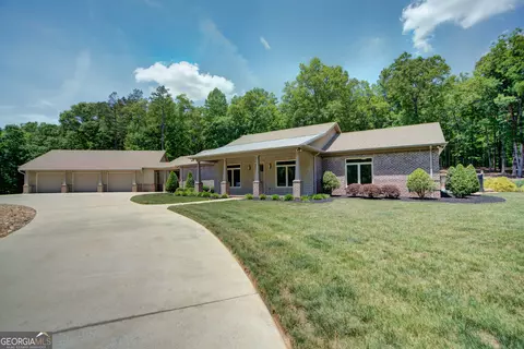 610 Kings Bridge Rd SW, Cave Spring, GA 30124