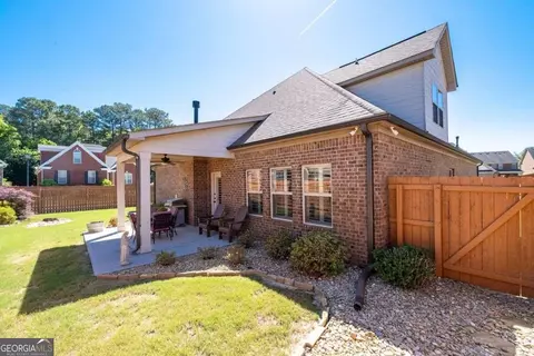 Exterior - 2756 Madison Mae Ln, Grayson, GA 30017 photo 7 of 9