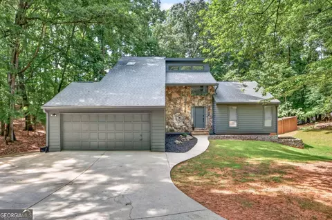 505 Woodman Pl, Roswell, GA 30076