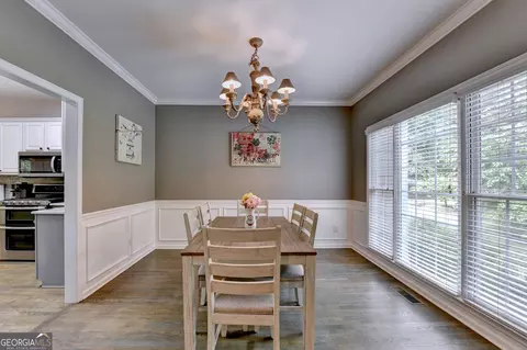Dining - 7670 Paces Ln, Gainesville, GA 30506 photo 2 of 4