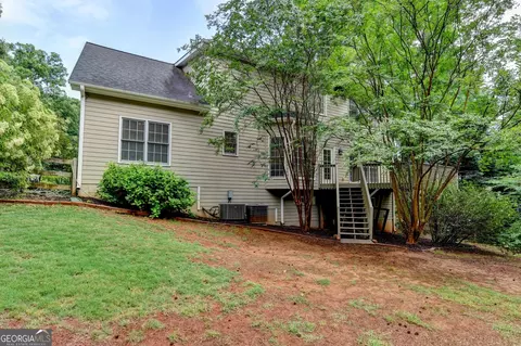 Exterior - 7670 Paces Ln, Gainesville, GA 30506 photo 6 of 9