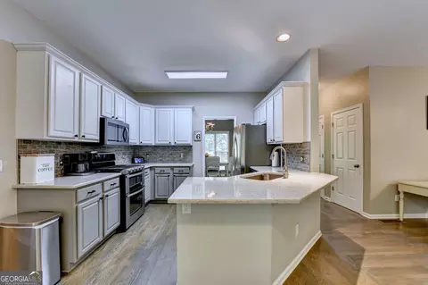 Kitchen - 7670 Paces Ln, Gainesville, GA 30506 photo 1 of 5