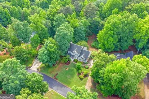 View/Area - 7670 Paces Ln, Gainesville, GA 30506 photo 2 of 4