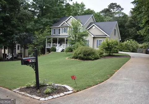 Exterior - 7670 Paces Ln, Gainesville, GA 30506 photo 2 of 9