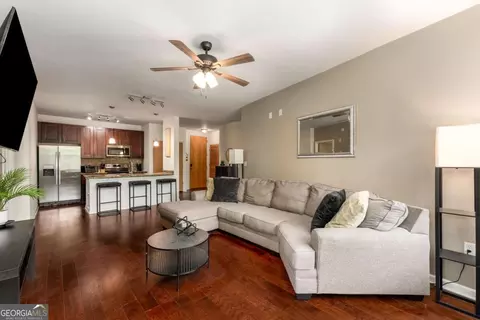 898 Oak St SW #1301, Atlanta, GA 30310