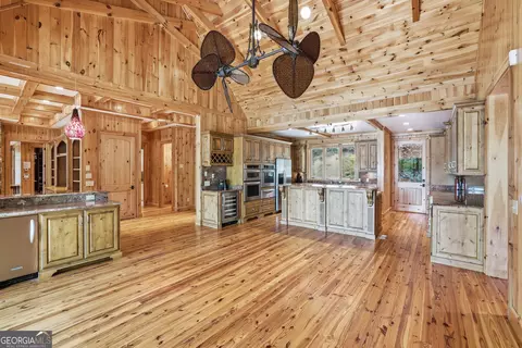Kitchen - 95 Marshall Ln, Tiger, GA 30576 photo 1 of 9