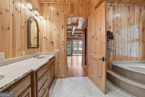 Bath - 95 Marshall Ln, Tiger, GA 30576 photo 5 of 11