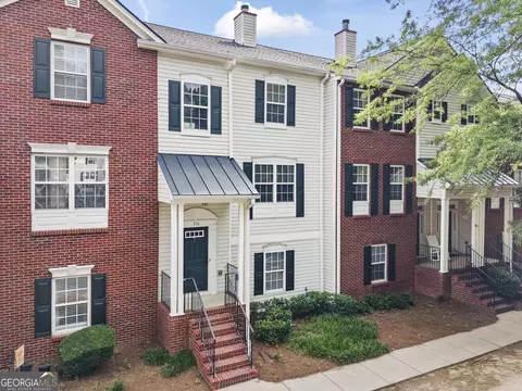 216 Village Square Dr, Woodstock, GA 30188