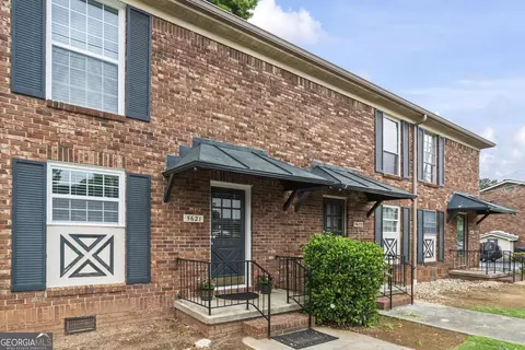 5621 Kingsport Dr NE, Sandy Springs, GA 30342
