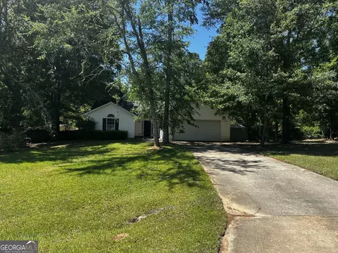 105 Pear Tree Ct, Eatonton, GA 31024