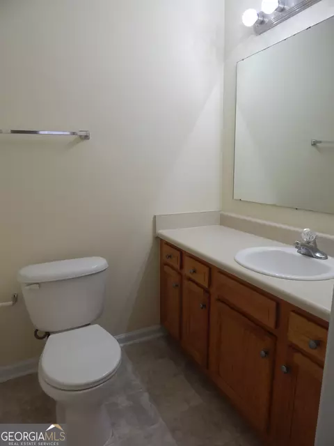 Bath - 304 Lenox Cir, Lagrange, GA 30241 photo 1 of 3