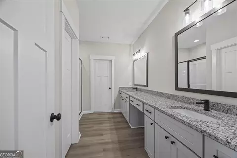 Entry Way - 693 Racetrack Rd, Toccoa, GA 30577 photo 8 of 15