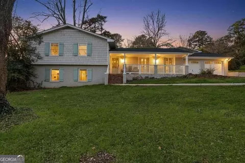 2842 Briarcliff Rd NE, Atlanta, GA 30329