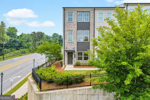 2651 Stream Ter NW, Atlanta, GA 30318