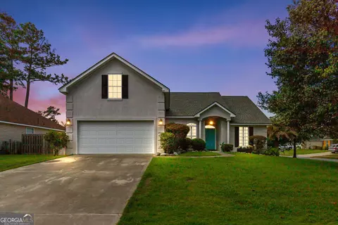 259 Blue Lake St, Richmond Hill, GA 31324