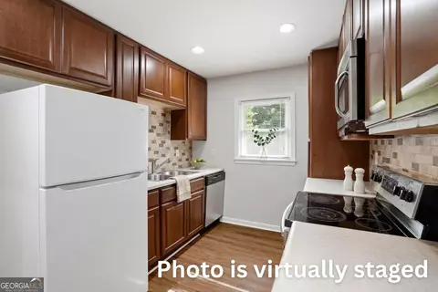 Kitchen - 243 S Myrtle St, Winder, GA 30680 photo 2 of 4