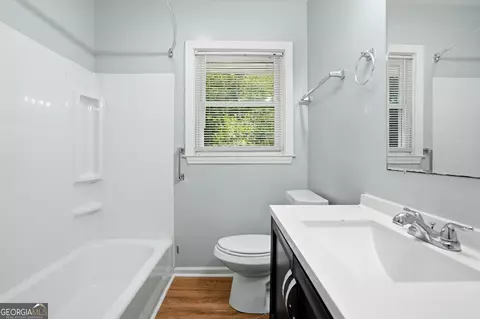 Bath - 243 S Myrtle St, Winder, GA 30680 photo 1 of 4