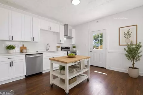Kitchen - 505 E 3rd St NE, Rome, GA 30161 photo 1 of 1