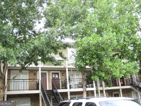 660 Barnett Shoals Rd #128, Athens, GA 30605