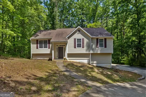 3138 Skyler Ct, Douglasville, GA 30135