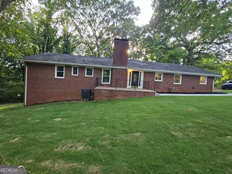 3248 Hilltop Cir, Gainesville, GA 30506