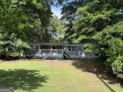 298 Cypress Point Cir, Leesburg, GA 31763
