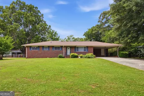 218 Meadow Ln, Cartersville, GA 30120