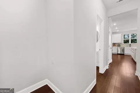 Entry Way - 3592 Amarath Ter, Duluth, GA 30096 photo 4 of 11
